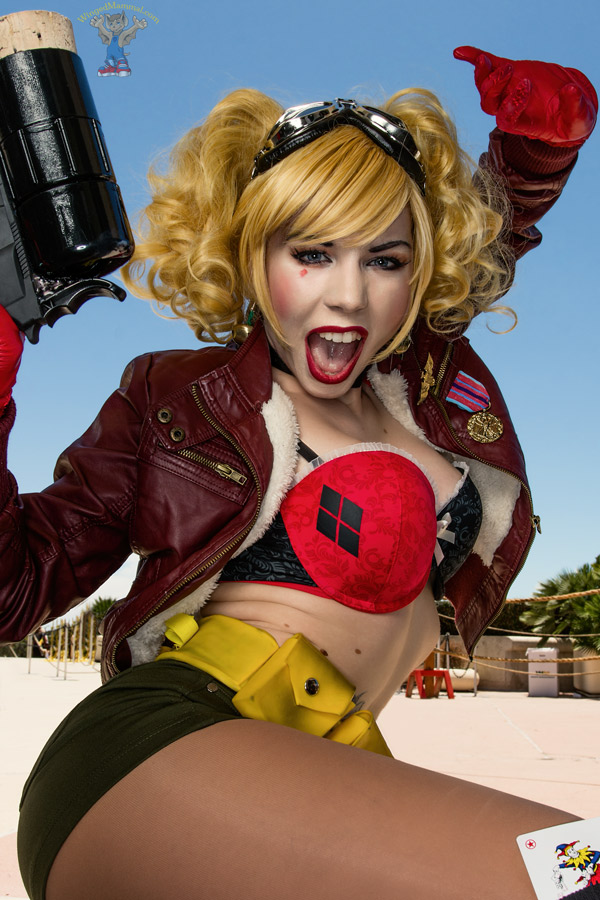 Bomber jacket Harley cosplay photo