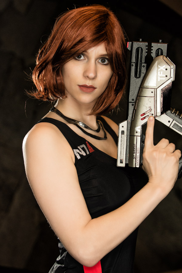 Shepard N7 cosplay photo