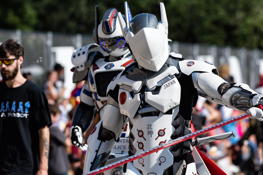 Robots in Dragon Con parade photo