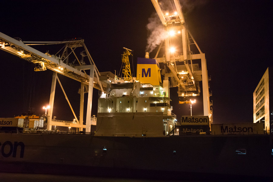 Oakland ship loading photo