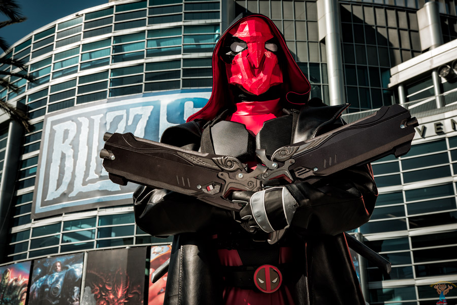 Deadpool Reaper cosplay at BlizzCon 2017!