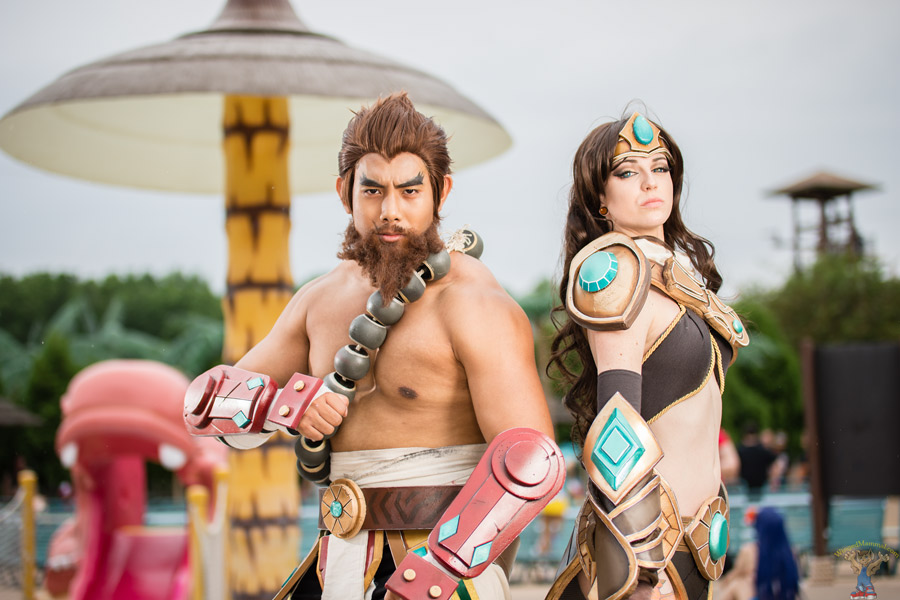 Ryze and Sivir cosplay at Colossalcon 2016!