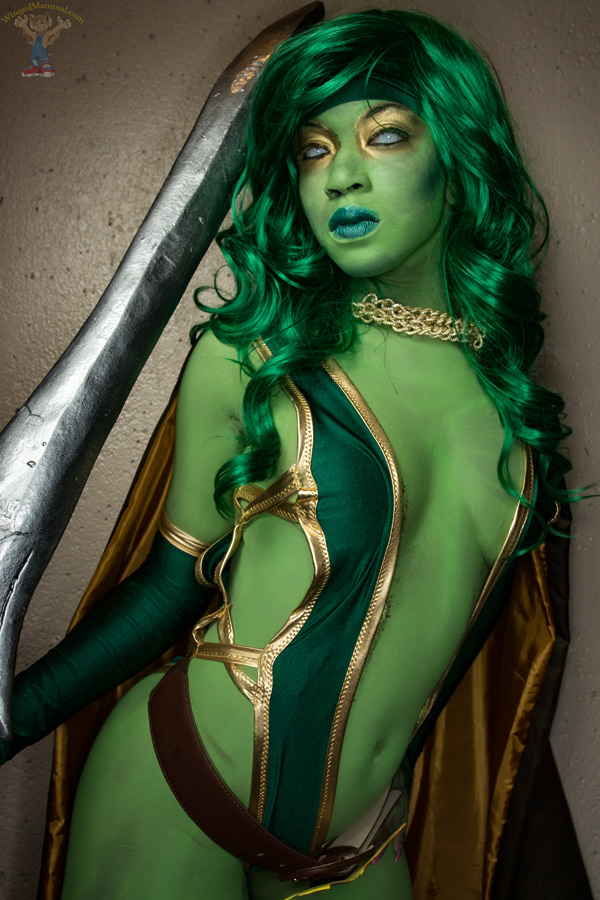 Comic-book Gamora cosplay at Dragon Con 2015!