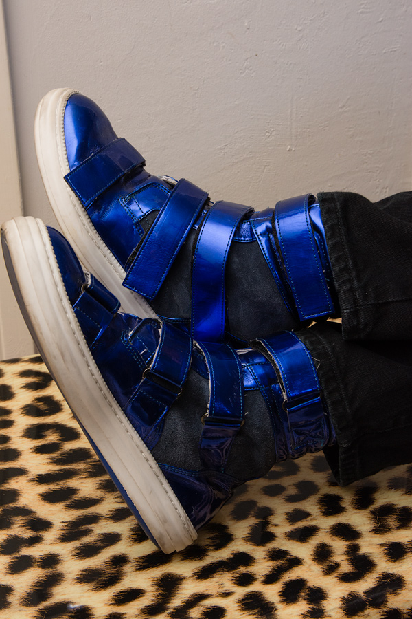 A picture of Blue Velcro Swear shoes at Katsucon 2016 taken by Batty!